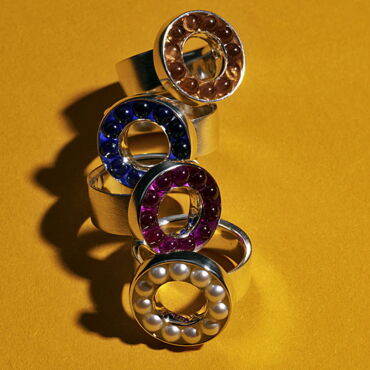 Ringserie"RingRing", Silber und Kugeln aus synthetischem Rubin, Saphir, Citrin und Süßwasserperlen